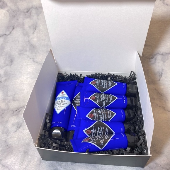 Jack Black Skincare Gift Set 7pc Boxed, Face Scrub, Cleanser, Shave, Hand, NEW - Picture 10 of 13